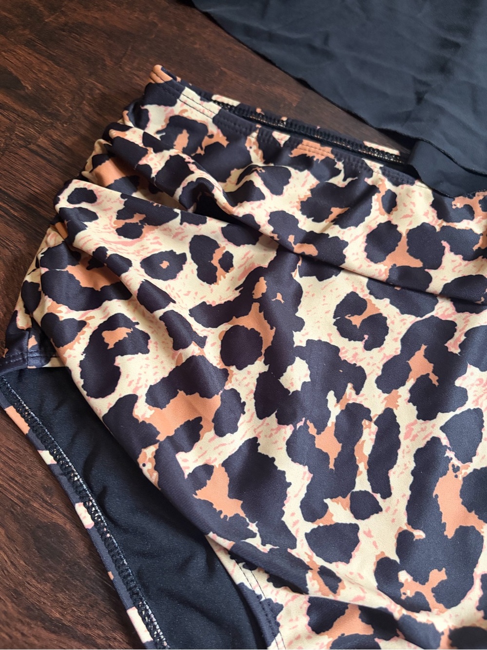 Leopard bathing suit - Picture 2 of 6